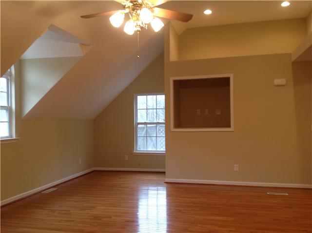 923 Bugg Hollow Road Gallatin, TN 37066 - Photo 8 of 12 Gallery Image 8