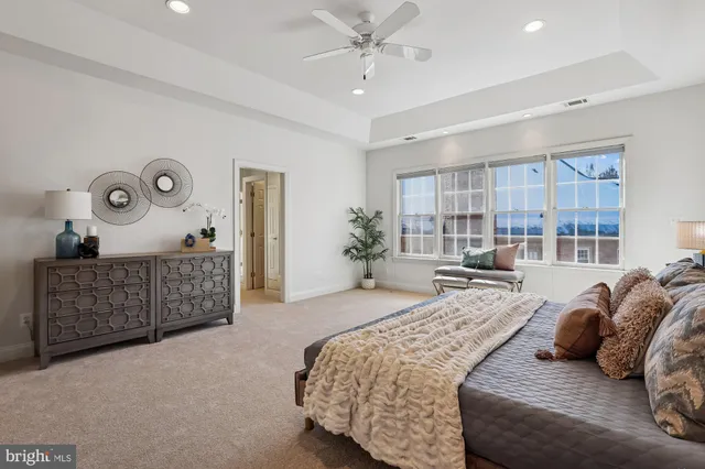 $1,975,000 | 26 Sandalfoot Court, Potomac, MD 20854