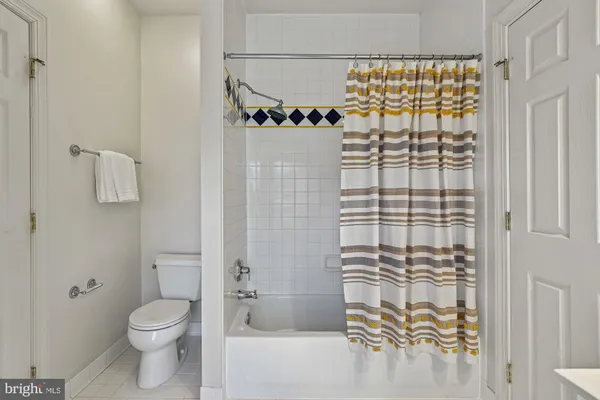 $1,949,000 | 26 Sandalfoot Court, Potomac, MD 20854