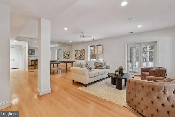 $1,949,000 | 26 Sandalfoot Court, Potomac, MD 20854