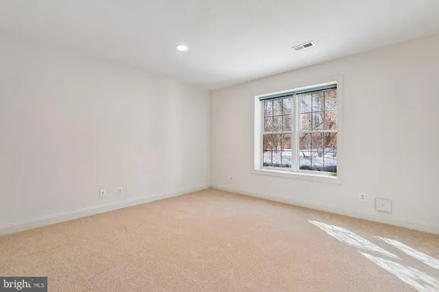 $1,975,000 | 26 Sandalfoot Court, Potomac, MD 20854