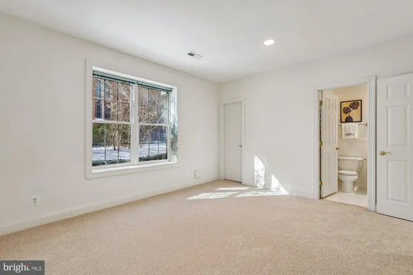 $1,949,000 | 26 Sandalfoot Court, Potomac, MD 20854