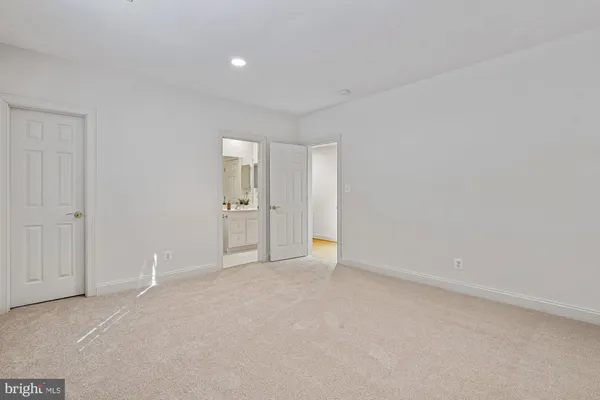 $1,949,000 | 26 Sandalfoot Court, Potomac, MD 20854