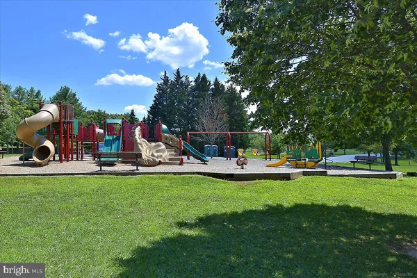 $1,949,000 | 26 Sandalfoot Court, Potomac, MD 20854