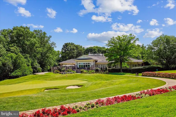 $1,949,000 | 26 Sandalfoot Court, Potomac, MD 20854