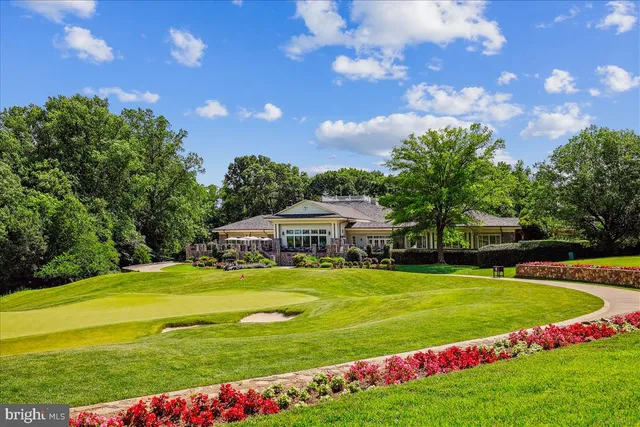 $1,975,000 | 26 Sandalfoot Court, Potomac, MD 20854