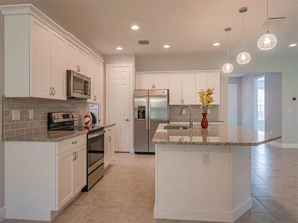 $2,999 | 6096 Bella Rosa Lane, Vero Beach, FL 32966