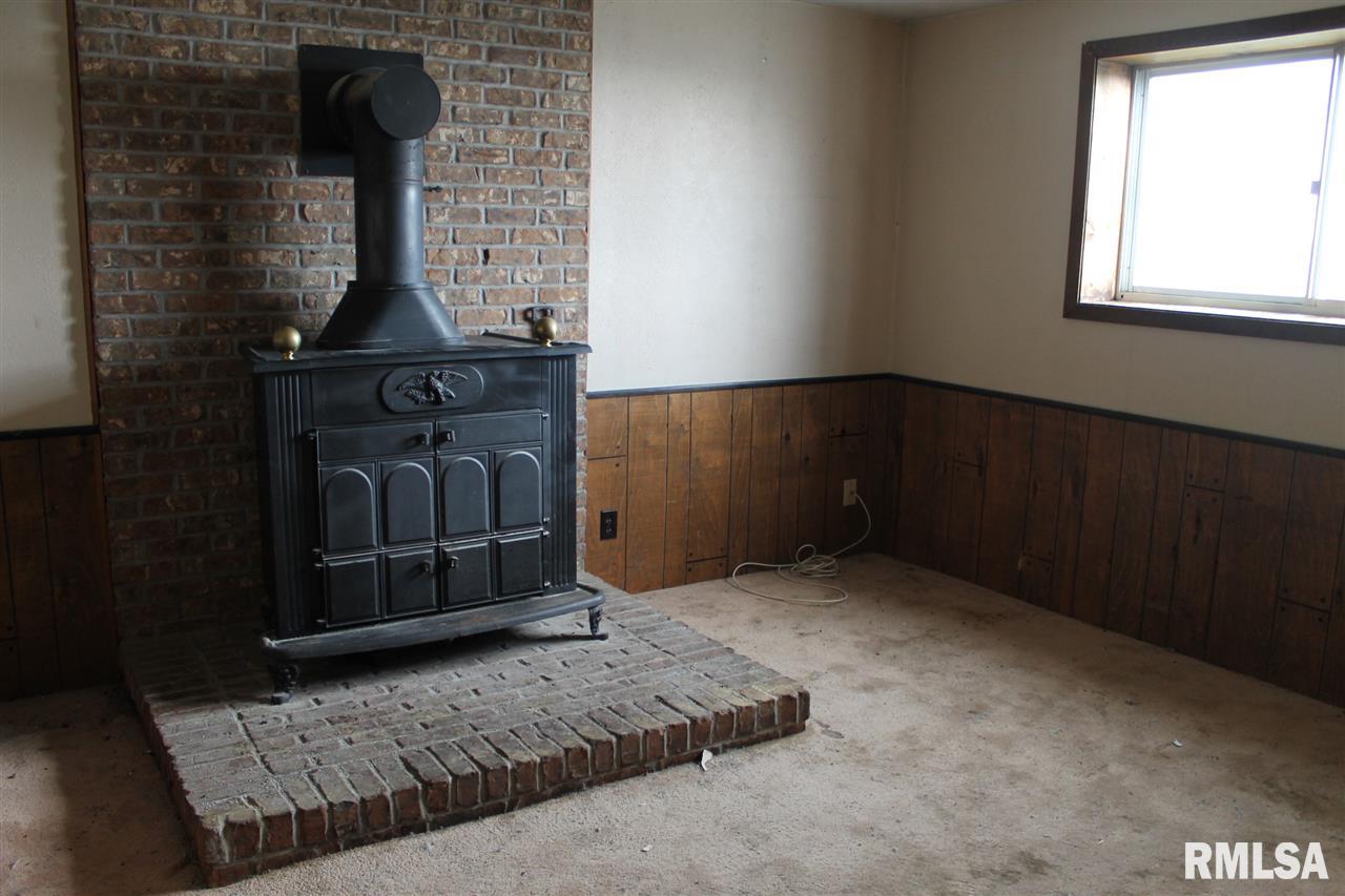 1905 West Cloverdale Road Chillicothe, IL 61523 - Photo 10 of 12 Gallery Image 10