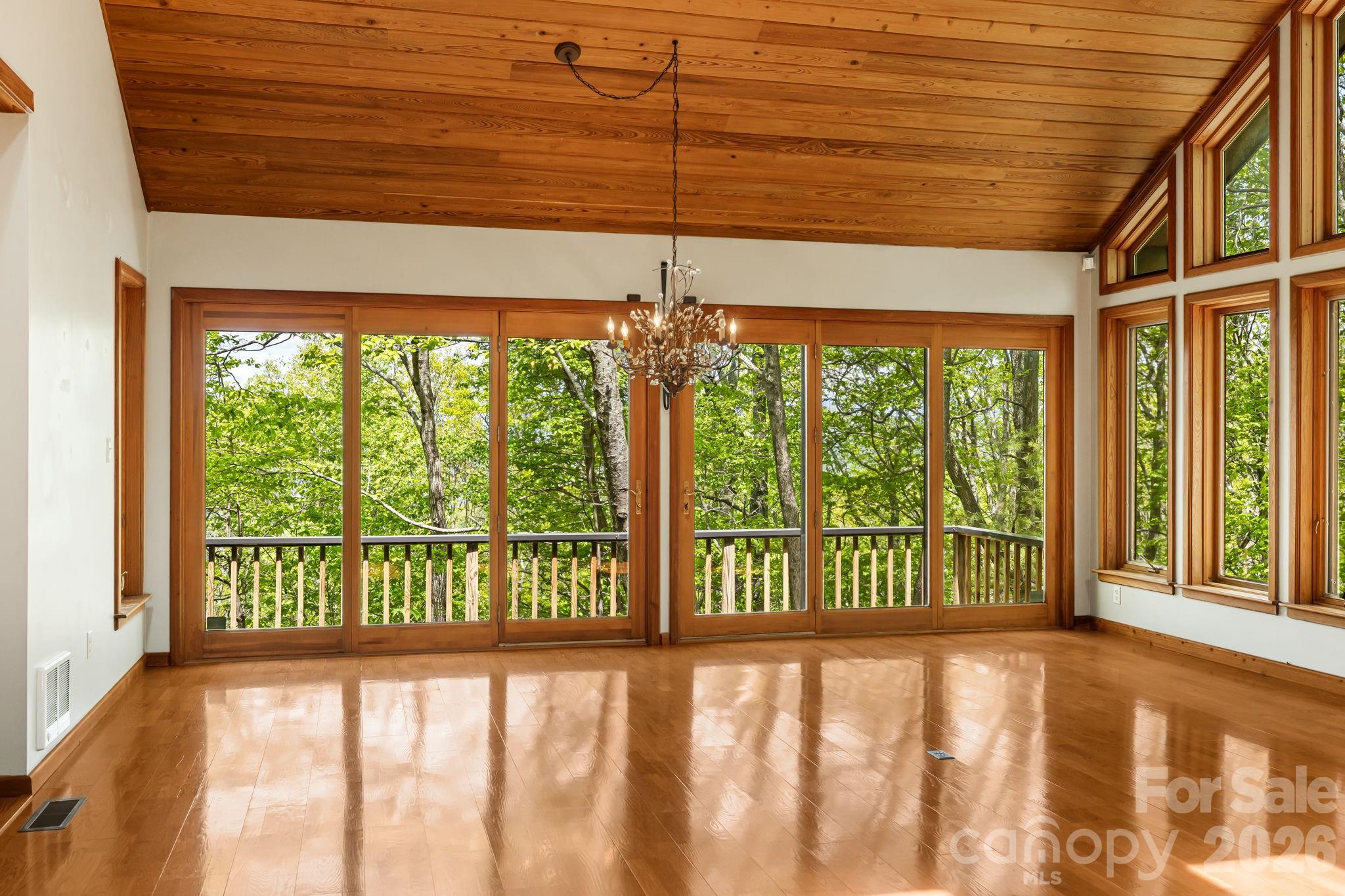 24 Smokey Road Asheville, NC 28803 - Photo 13 of 48 Gallery Image 13