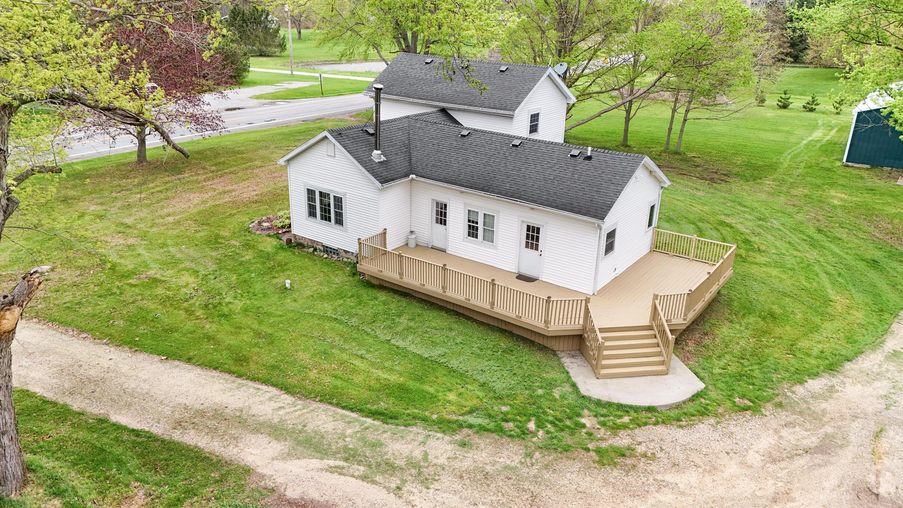 4585 South Onondaga Road Onondaga, MI 49264 - Photo 36 of 39 4585_Onodaga_Drone_E6