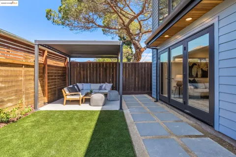 a view of outdoor space yard deck and patio