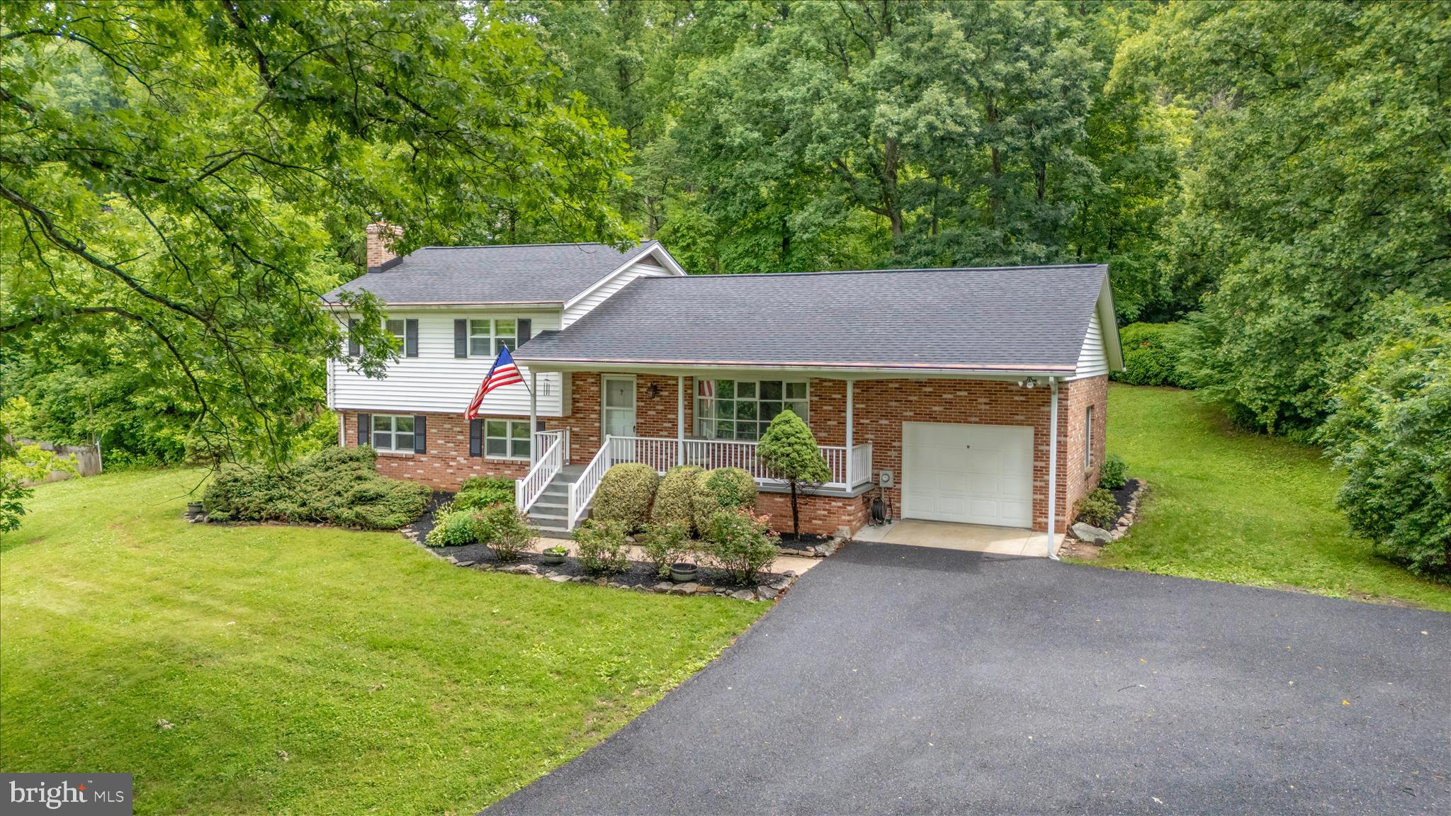 3884 Point Of Rocks Road Jefferson, MD 21755 - Photo 68 of 82 Exterior Front
