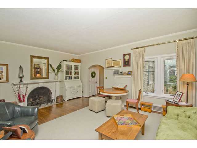 2230 Abington Road Columbus, OH 43221 - Photo 6 of 25