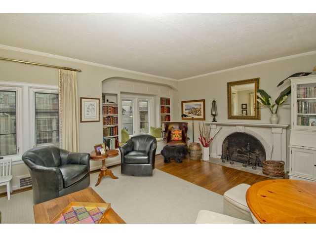 2230 Abington Road Columbus, OH 43221 - Photo 7 of 25