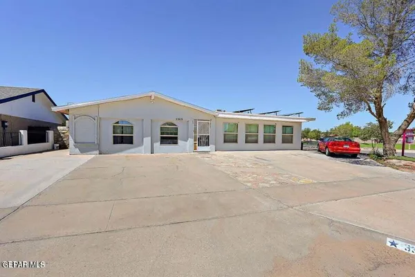 $299,900 | 3369 Freeport Drive, El Paso, TX 79935