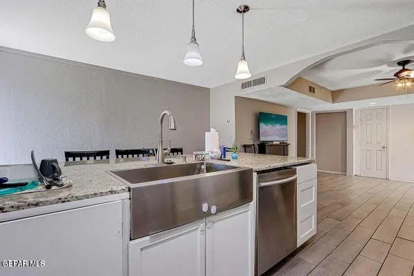 $299,900 | 3369 Freeport Drive, El Paso, TX 79935