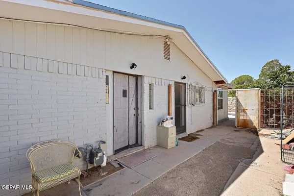 $299,900 | 3369 Freeport Drive, El Paso, TX 79935