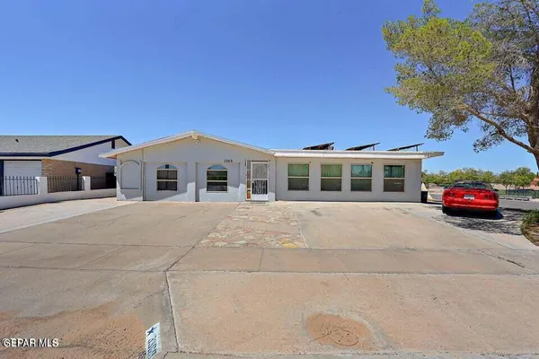$299,900 | 3369 Freeport Drive, El Paso, TX 79935