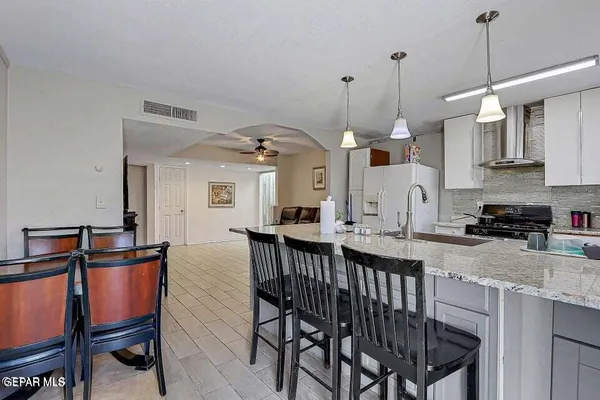 $299,900 | 3369 Freeport Drive, El Paso, TX 79935