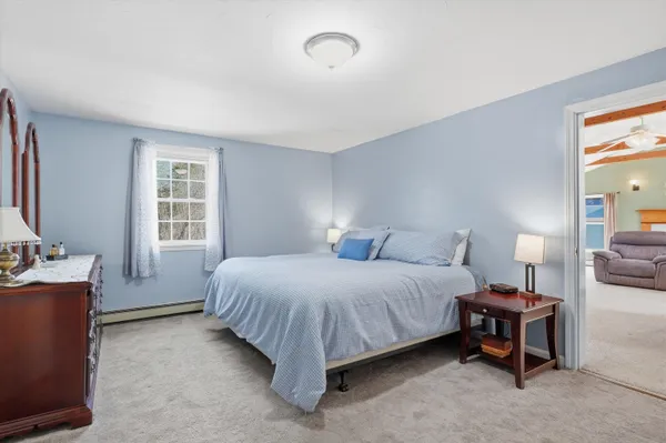 $634,900 | 87 Overledge Dr Extension, Derry, NH 03038