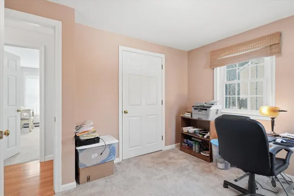 $634,900 | 87 Overledge Dr Extension, Derry, NH 03038