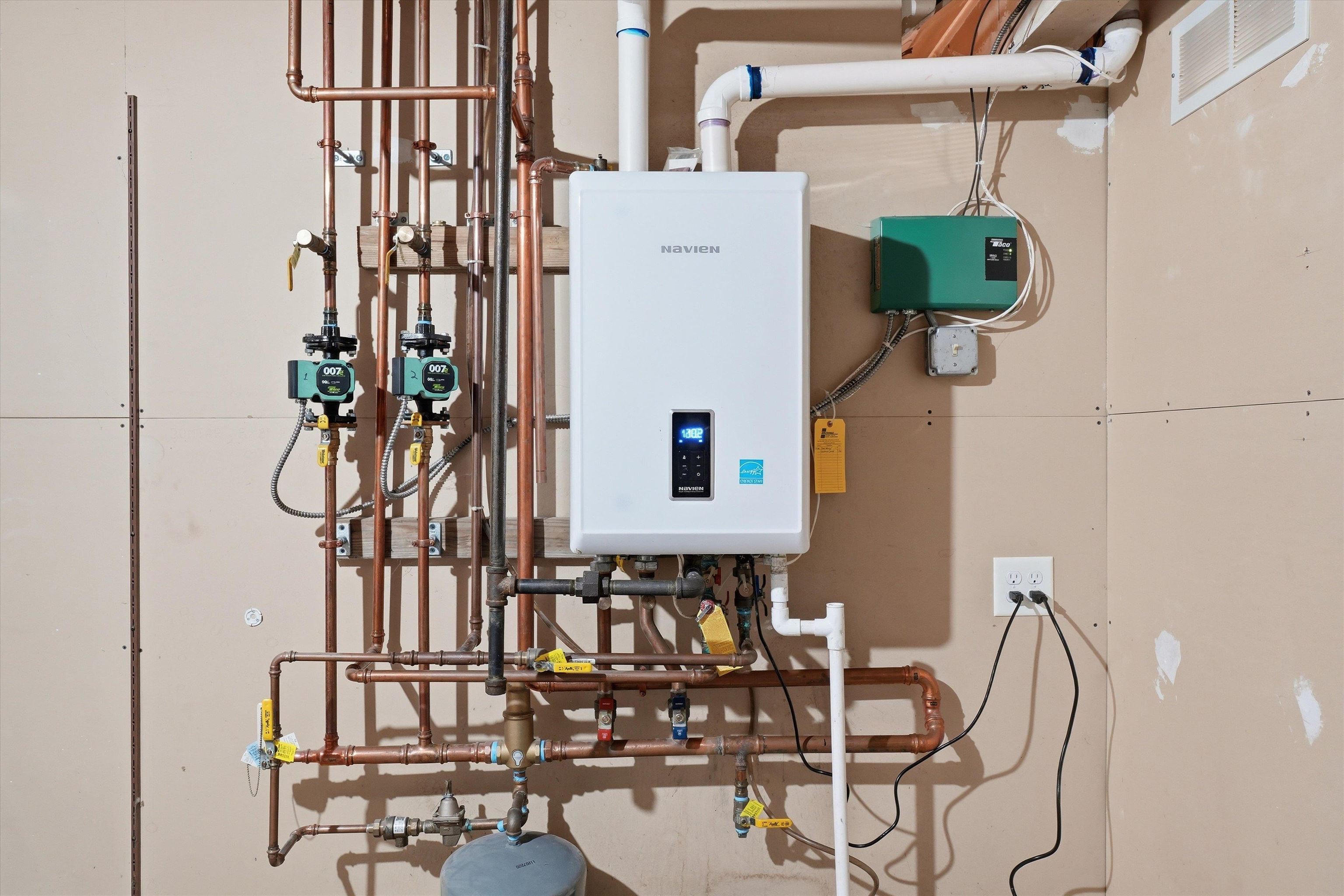 87 Overledge Dr Extension Derry, NH 03038 - Photo 28 of 48