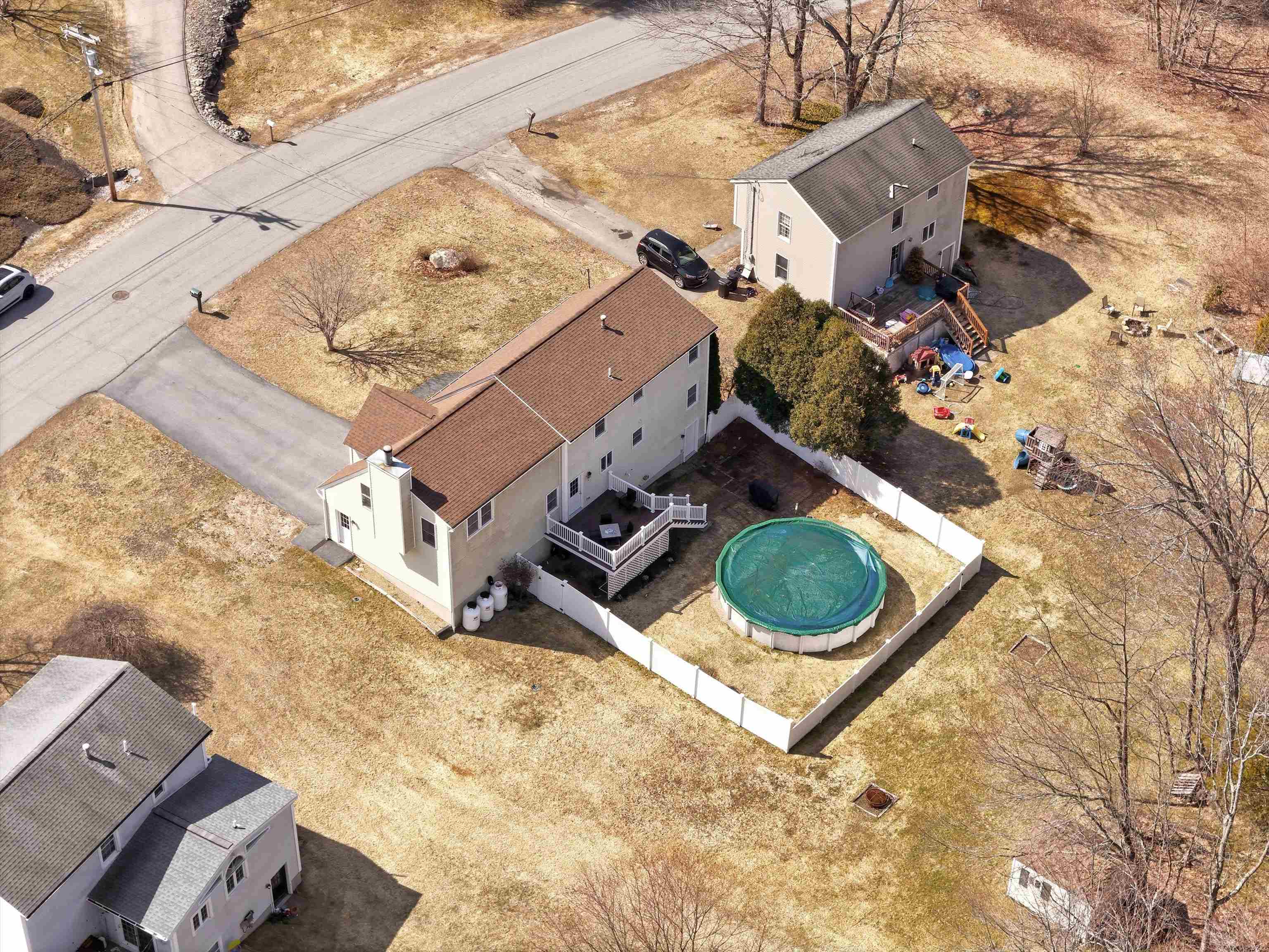 87 Overledge Dr Extension Derry, NH 03038 - Photo 37 of 48