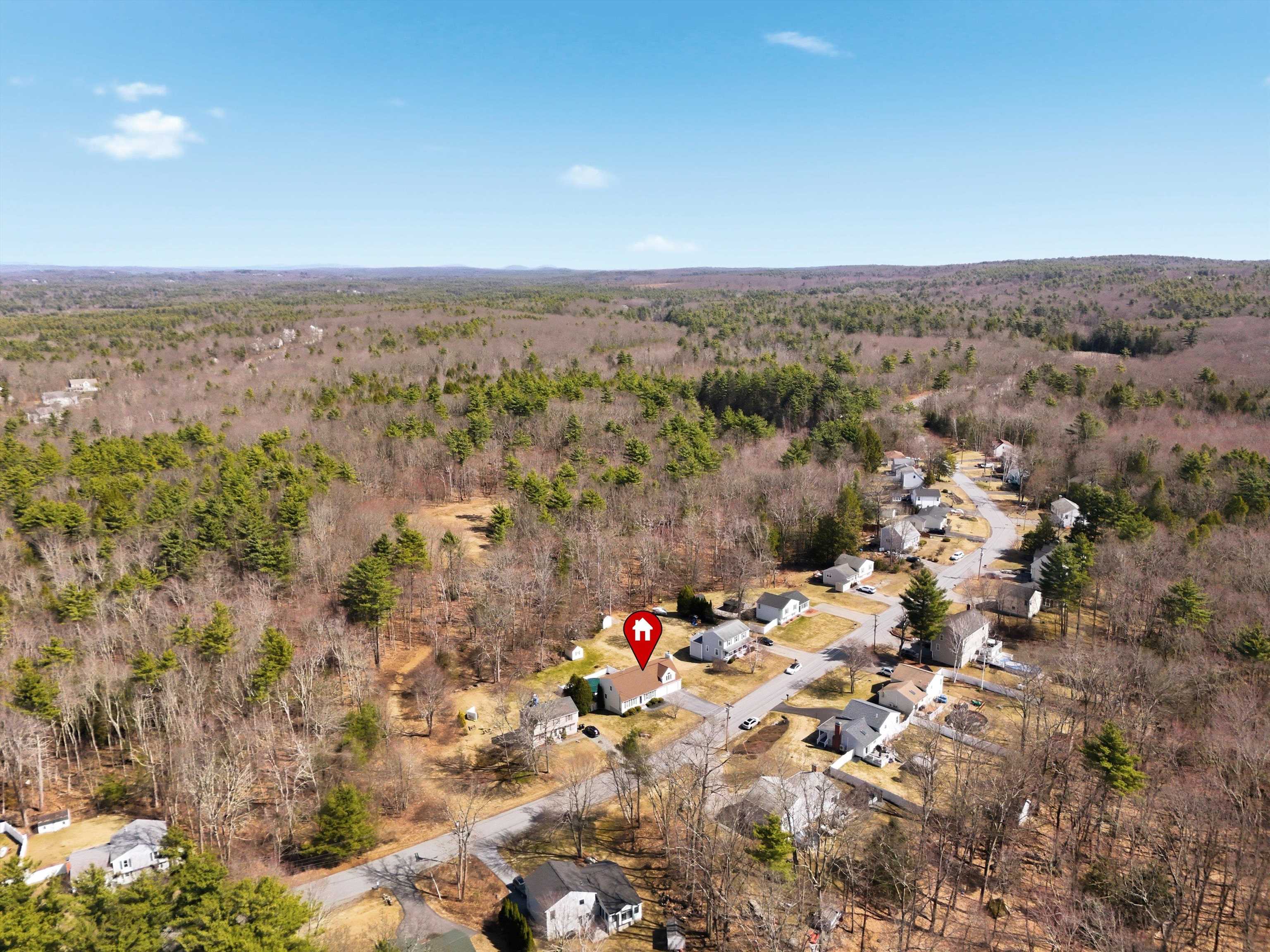 87 Overledge Dr Extension Derry, NH 03038 - Photo 41 of 48