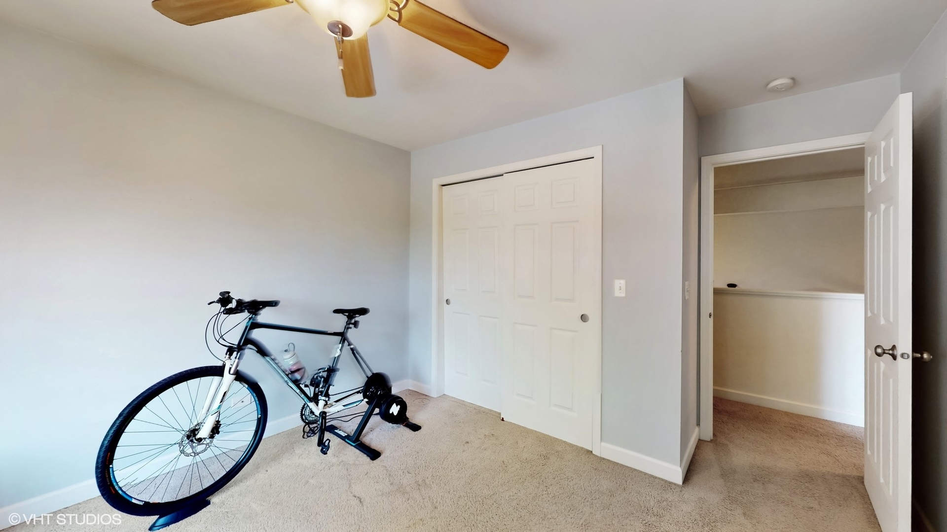 11415 Sisters Court, Unit 11415 Huntley, IL 60142 - Photo 20 of 32 a view of a room with gym equipment