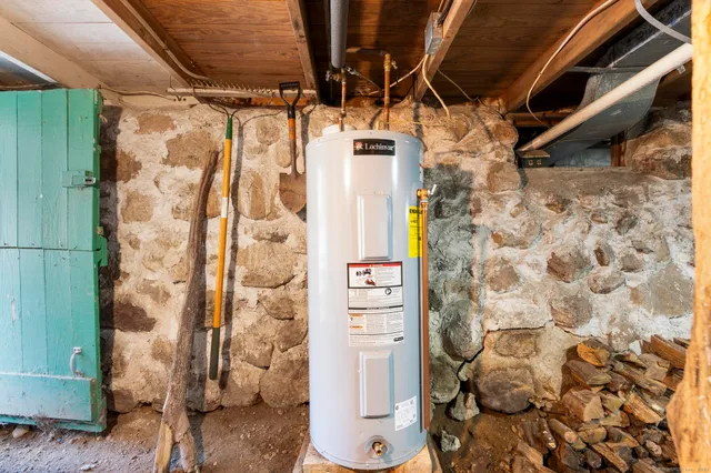 a view of walk in closet