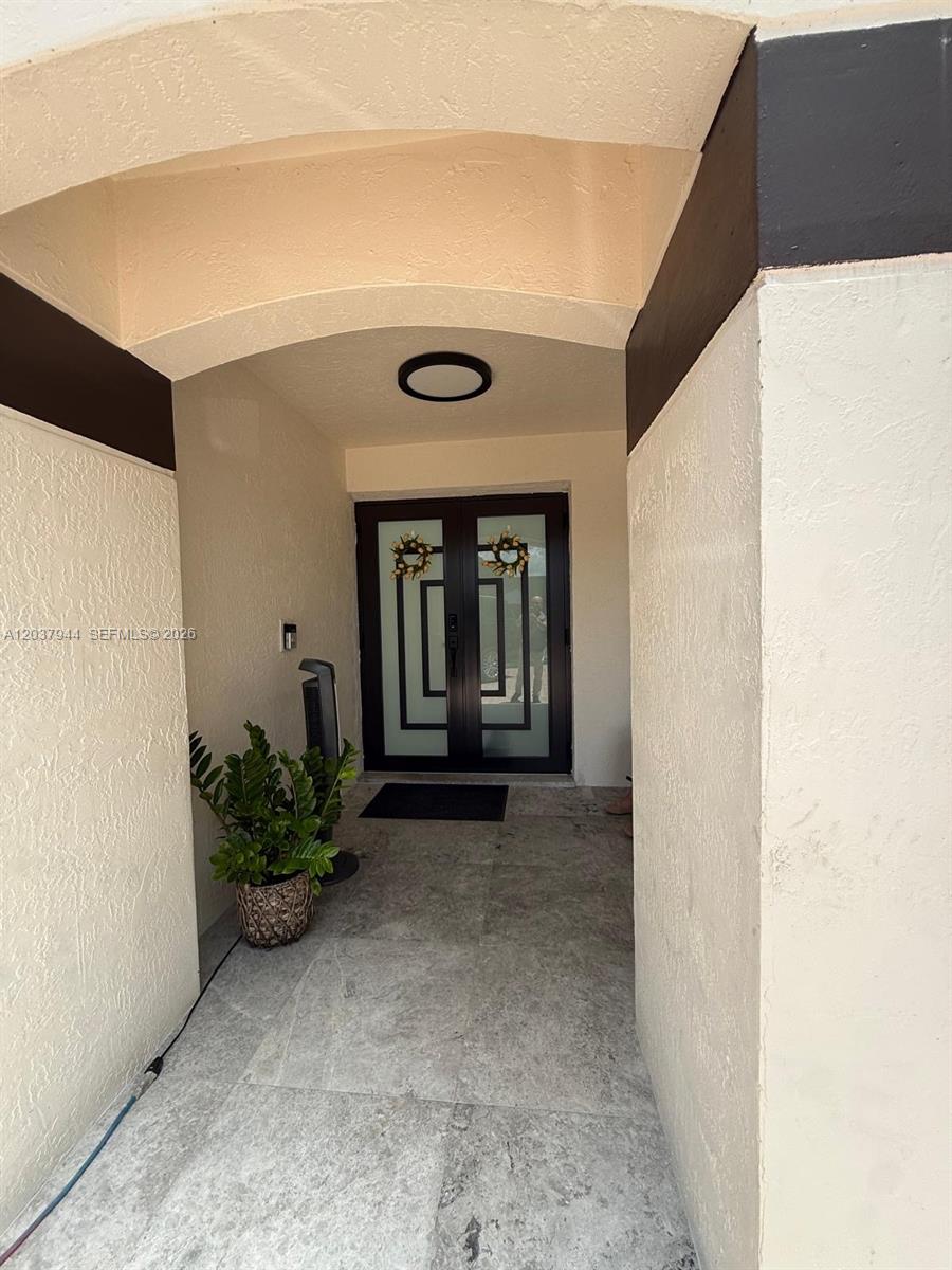 14832 Southwest 169th Lane Miami, FL 33187 - Photo 4 of 69