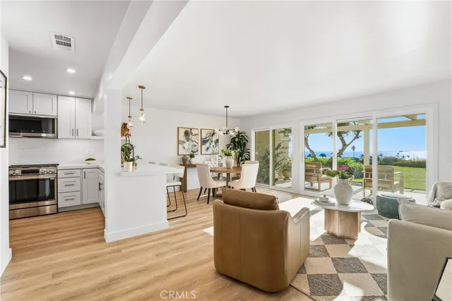 $1,299,000 | 117 Calle Cuervo, San Clemente, CA 92672