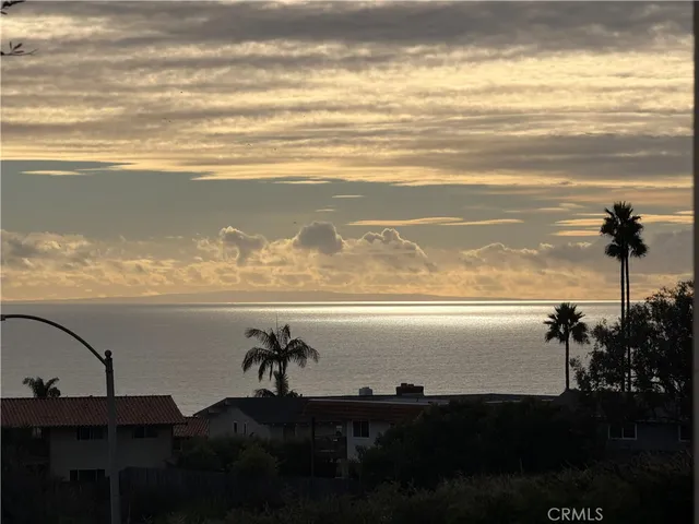 $1,289,000 | 117 Calle Cuervo, San Clemente, CA 92672