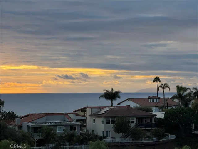 $1,289,000 | 117 Calle Cuervo, San Clemente, CA 92672