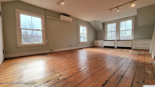 $550,000 | 2948 County Rte 9, East Chatham, NY 12060