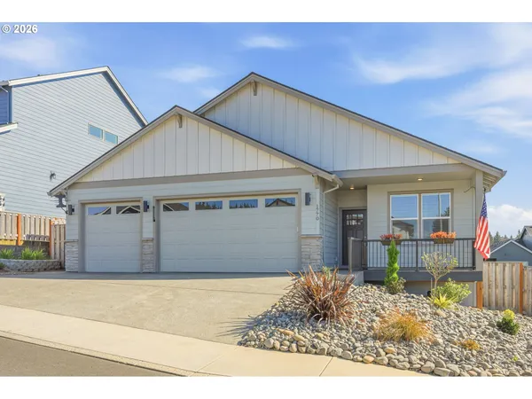 $609,900 | 1770 Northeast Gilbert Lane, Estacada, OR 97023