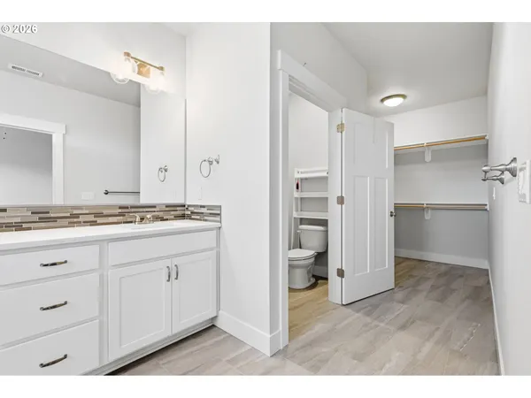 $609,900 | 1770 Northeast Gilbert Lane, Estacada, OR 97023