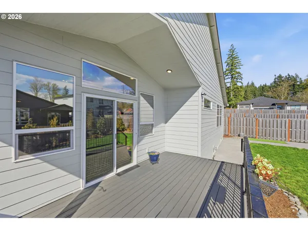 $609,900 | 1770 Northeast Gilbert Lane, Estacada, OR 97023