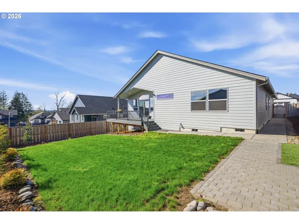 $609,900 | 1770 Northeast Gilbert Lane, Estacada, OR 97023