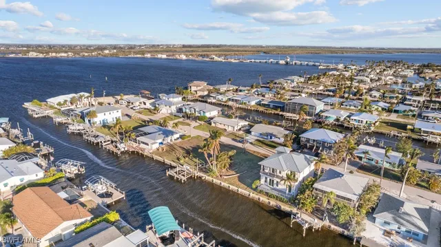 $299,000 | 2656 Clyde Street, Matlacha, FL 33993