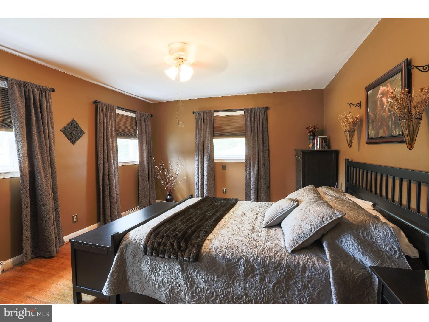 1863 Rowland Road Abington, PA 19001 - Photo 14 of 25 Gallery Image 14