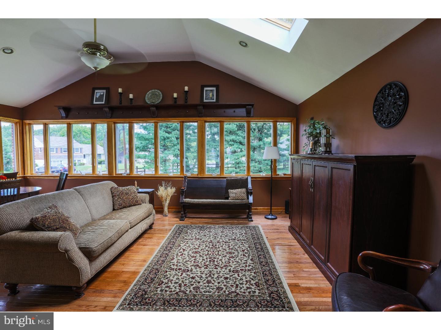 1863 Rowland Road Abington, PA 19001 - Photo 3 of 25 Gallery Image 3