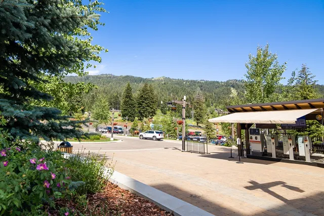 $500,000 | 151 Pinnacle Court, Unit 47, Cascade, ID 83611