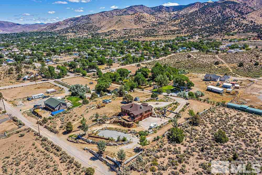 15850 Rocky Vista Road Reno, NV 89521 - Photo 39 of 40 an aerial view of residential houses with outdoor space