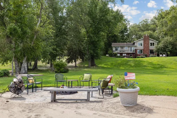 $999,900 | 10067 North Long Lake Road, Brainerd, MN 56401