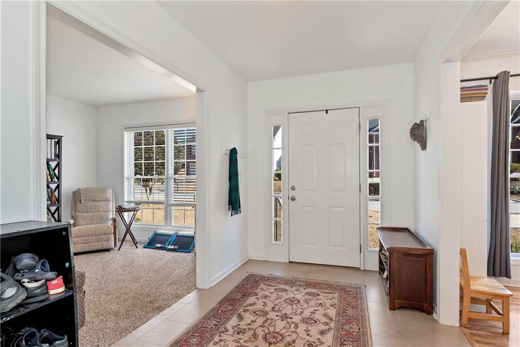 1115 Lake Lucerne Road Southwest Lilburn, GA 30047 - Photo 4 of 56