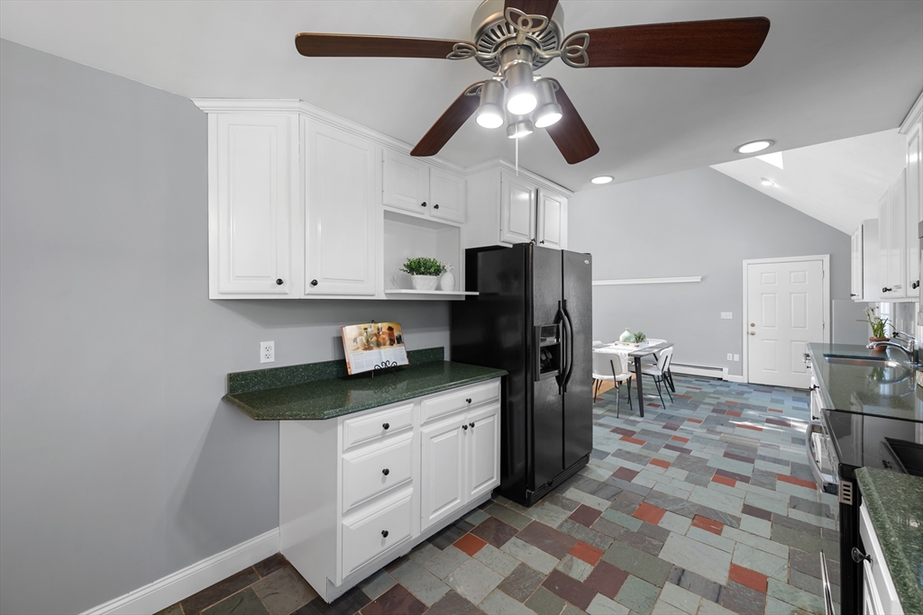123 Indian Hill Road Worcester, MA 01606 - Photo 9 of 25