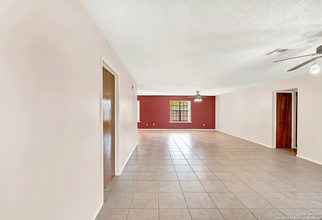 $1,800 | 412 North Pecan Street, Falls City, TX 78113