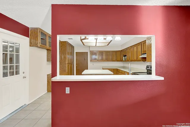 $1,800 | 412 North Pecan Street, Falls City, TX 78113