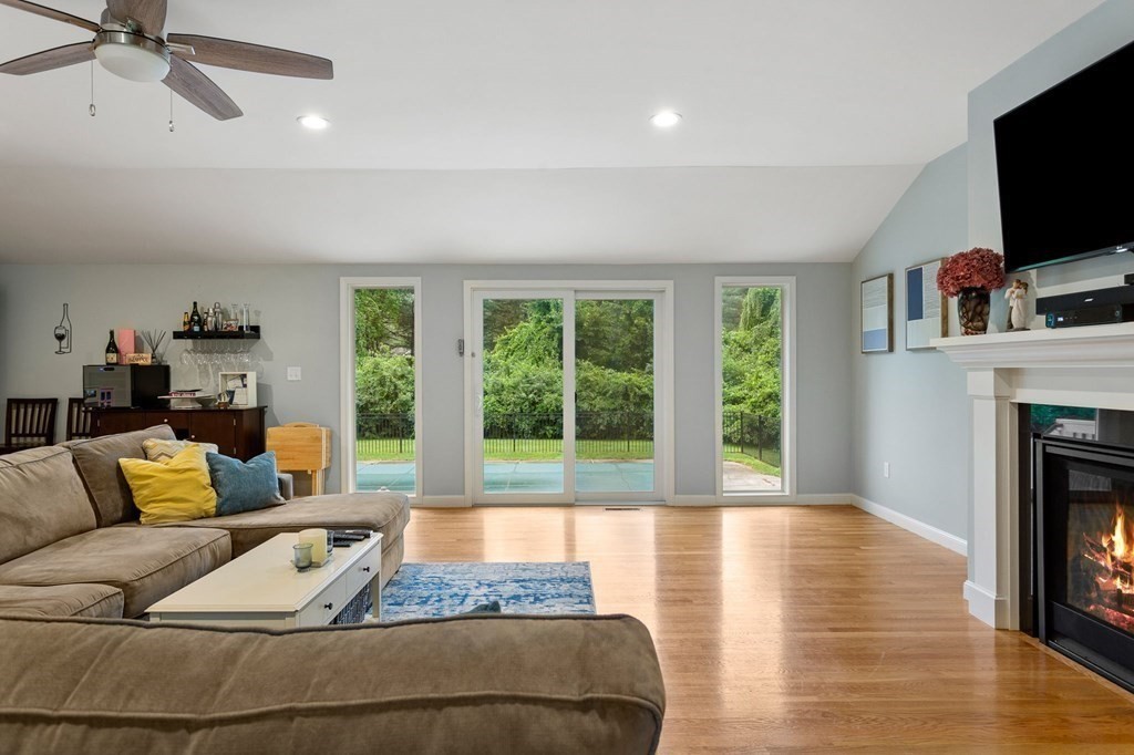32 Lovejoy Road Andover, MA 01810 - Photo 17 of 38 Gallery Image 17
